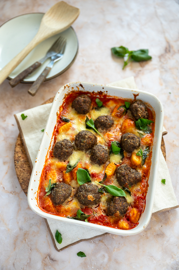 Gnocchi met gehaktballetjes in tomatensaus