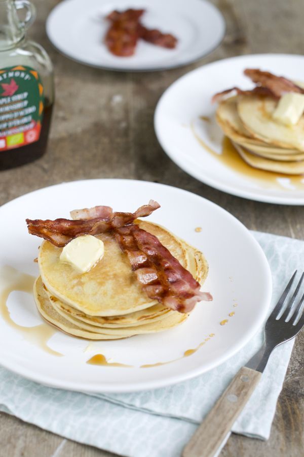 fluffy-american-pancakes-met-bacon
