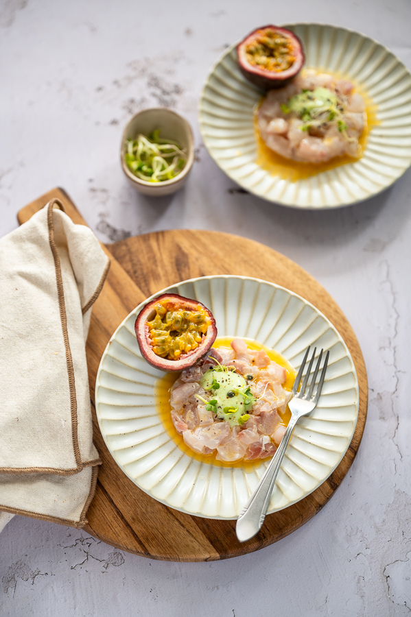 Ceviche van zeebaars met passiefruit en wasabimayonaise