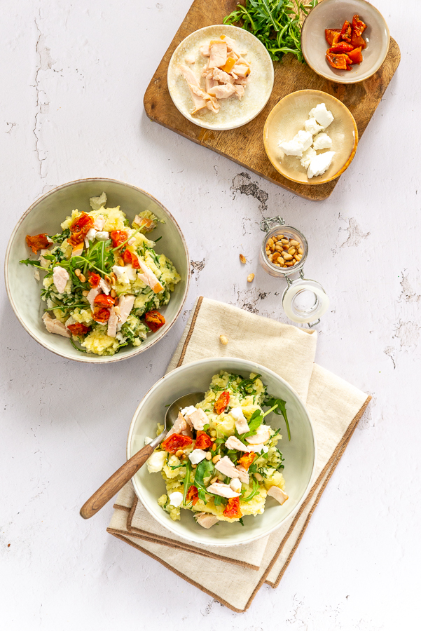 Rucola stamppotje met gerookte kip