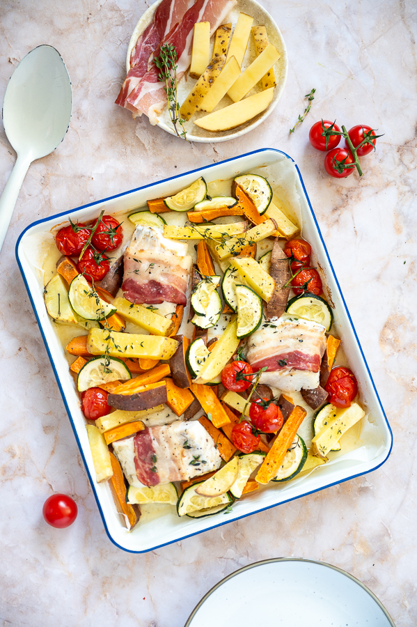 Fish and chips traybake met kabeljauw en spek