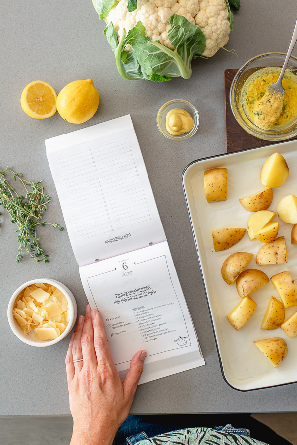 Parmezaan aardappeltjes met bloemkool uit de oven