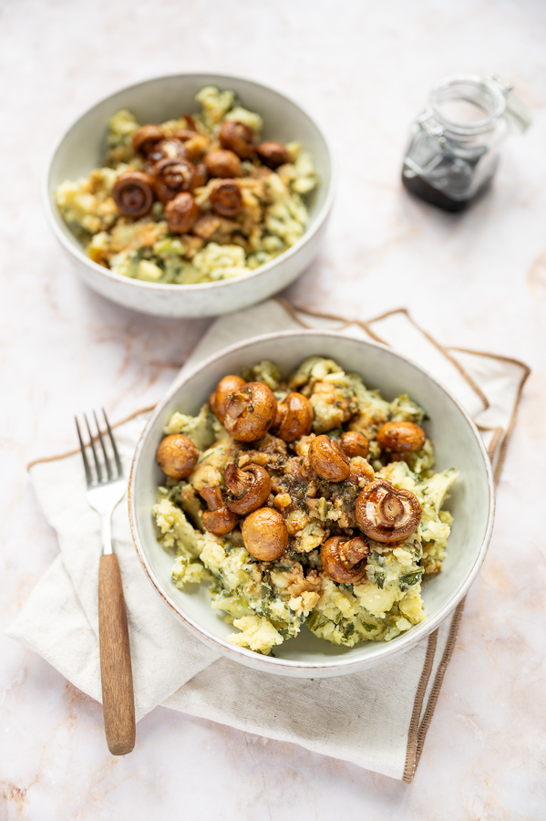 Boerenkoolstamppot met geroosterde champignons en balsamico