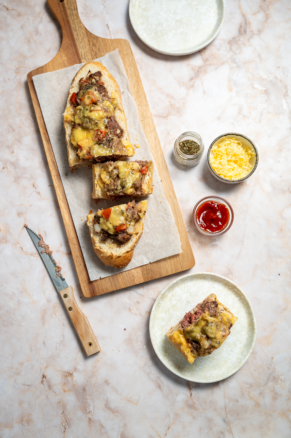 Gevuld stokbrood met gehakt