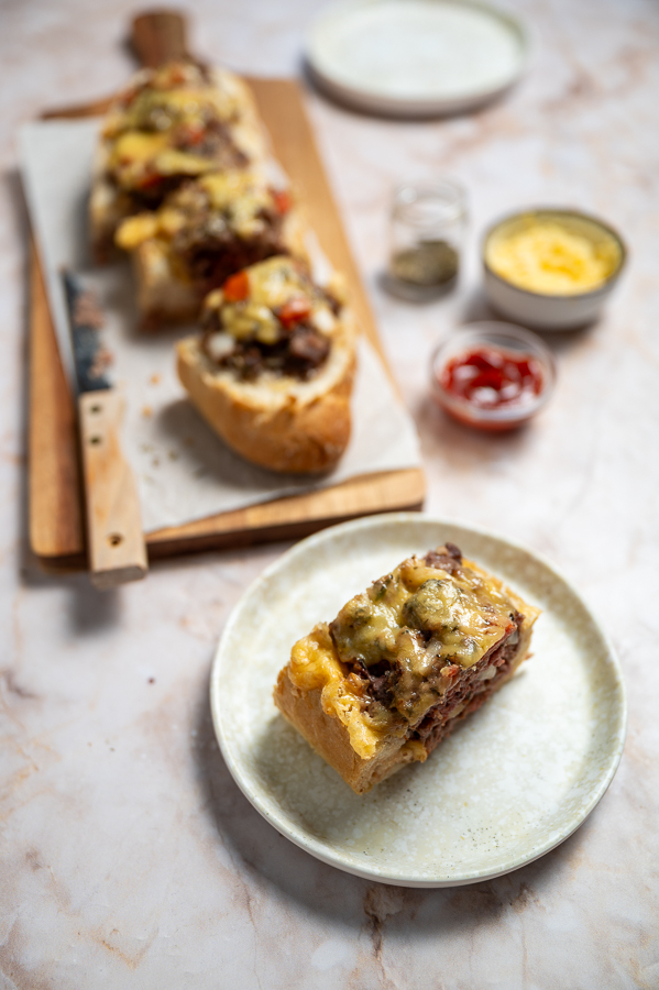 Gevuld stokbrood met gehakt