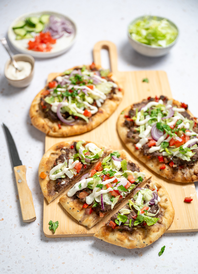 Naanpizza met gehakt