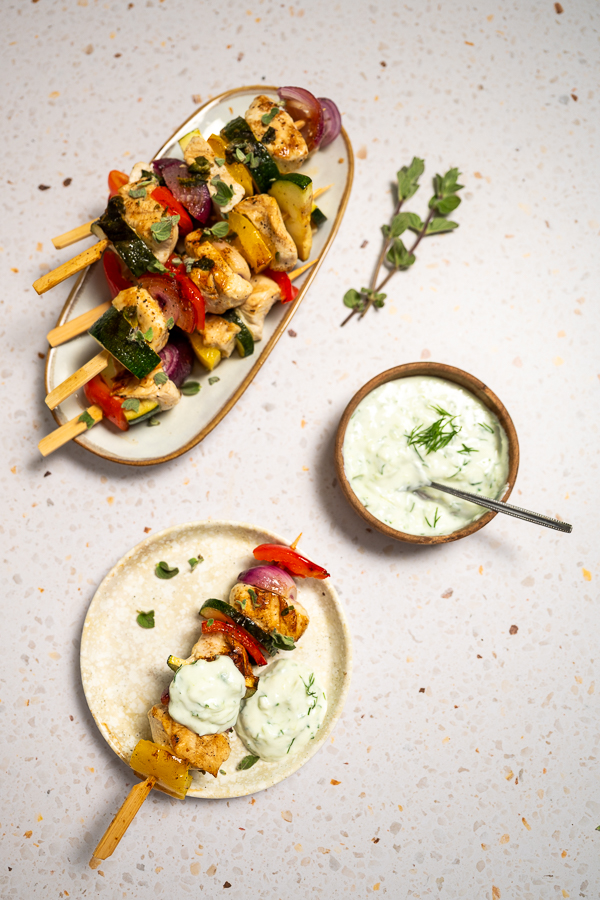 kip-shaslicks met tzatziki