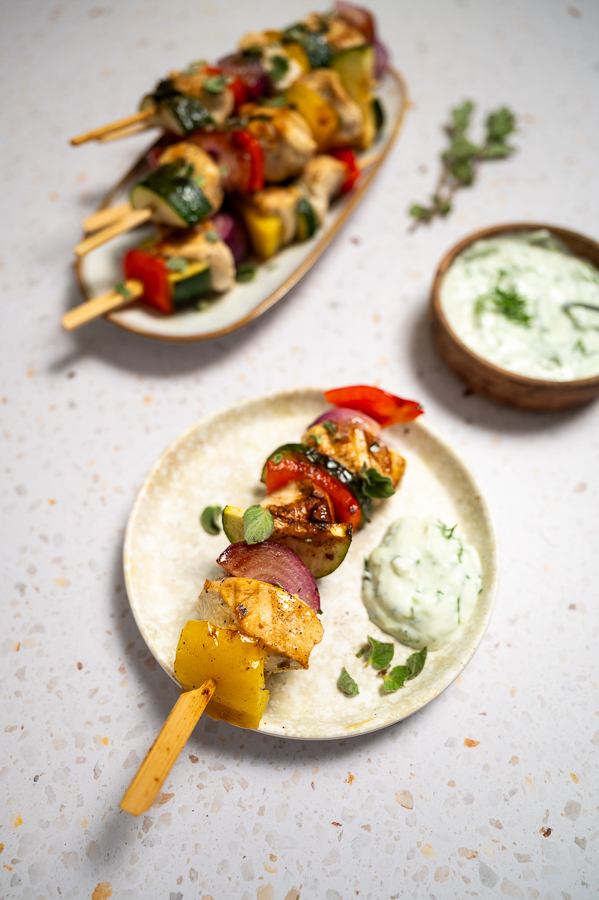 kip-shaslicks met tzatziki