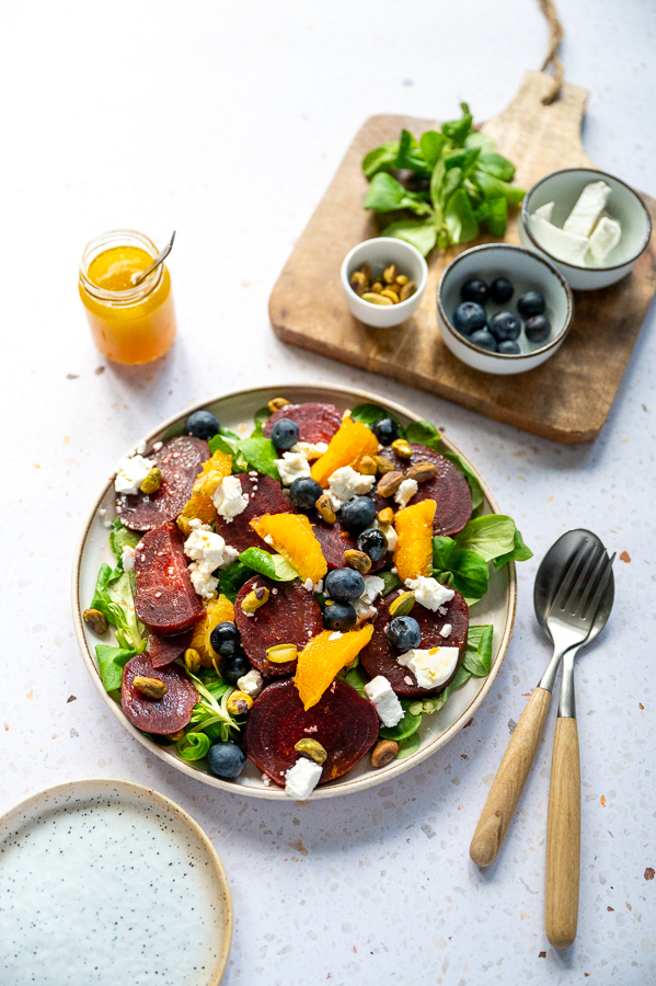 Bietensalade met sinaasappel en geitenkaas