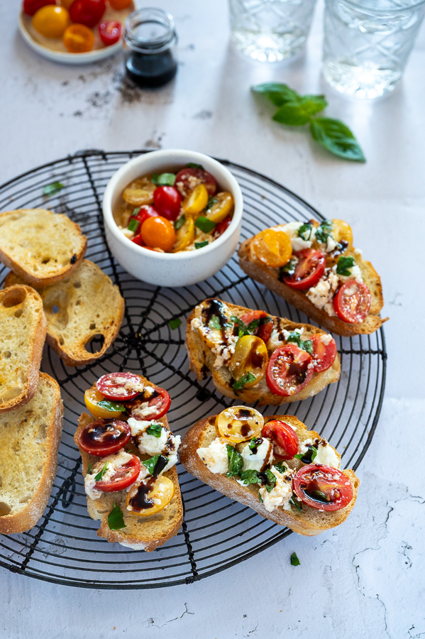 Bruschetta caprese