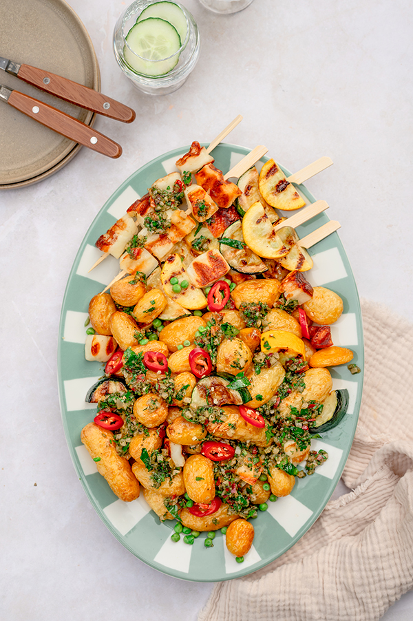 Halloumi-courgettespiesjes chimichurri