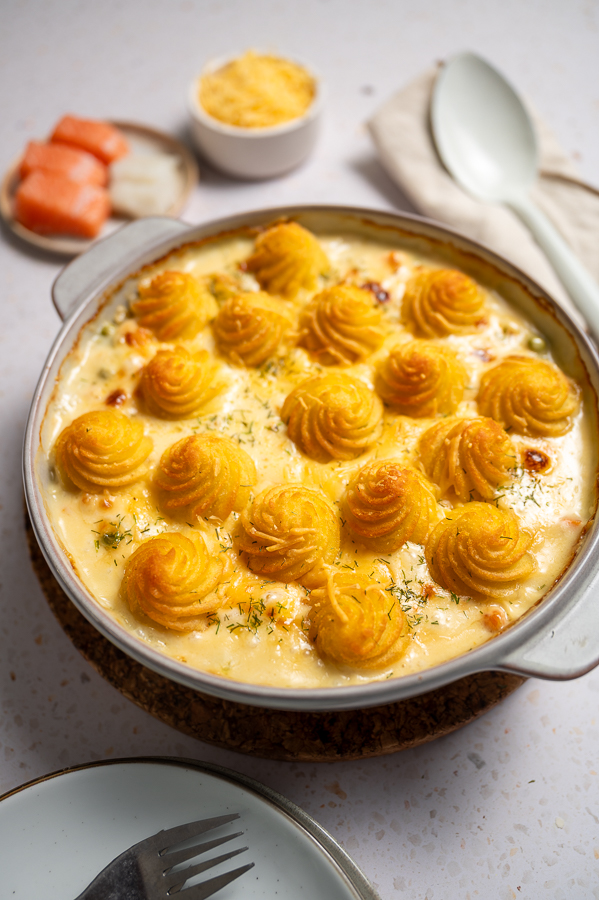 Gegratineerd vispannetje met aardappelroosjes