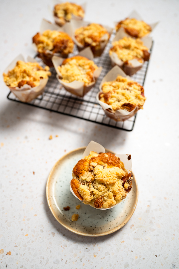 Appel kruimel muffins - appel kaneel muffins