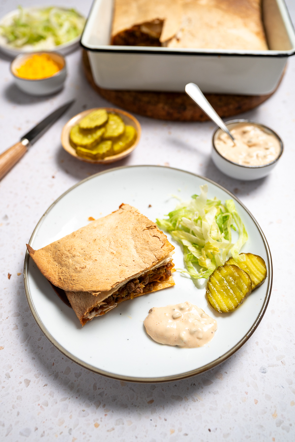 Cheeseburgerschotel met wraps