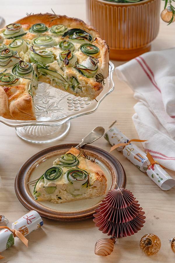 Feestelijke courgettetaart met rozemarijn