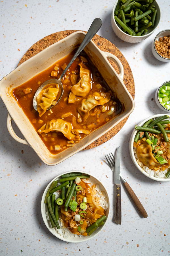 Gyoza in ketjapsaus