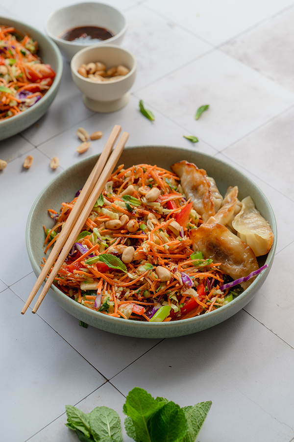 Oosterse Gyoza salade