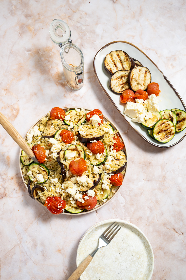Orzo met gegrilde groenten en feta