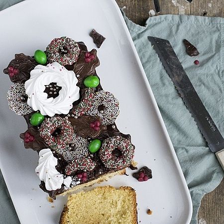 kerstcake met chocolade topping recept