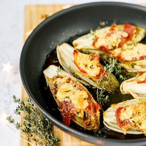 Gekarameliseerde witlof met parmaham en kaas