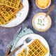 Broccoliwafels met kaas en ei