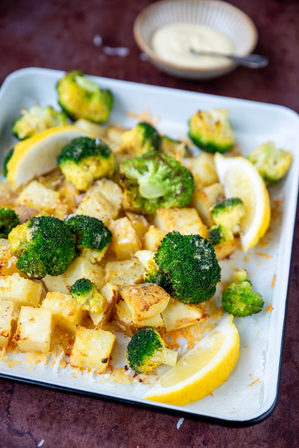 Parmezaan aardappeltjes met broccoli