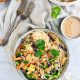 Noedelsalade met pindadressing