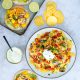 Mexicaanse tostada met bloemkool en nacho's met pulled chicken