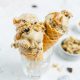 Bananenijs met pindakaas en cookie dough